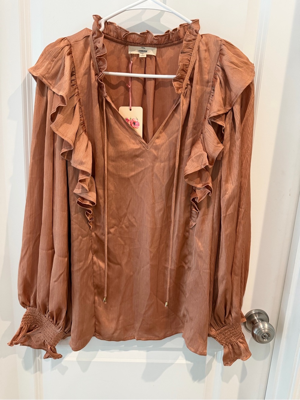 NWT Entro Top Size Large